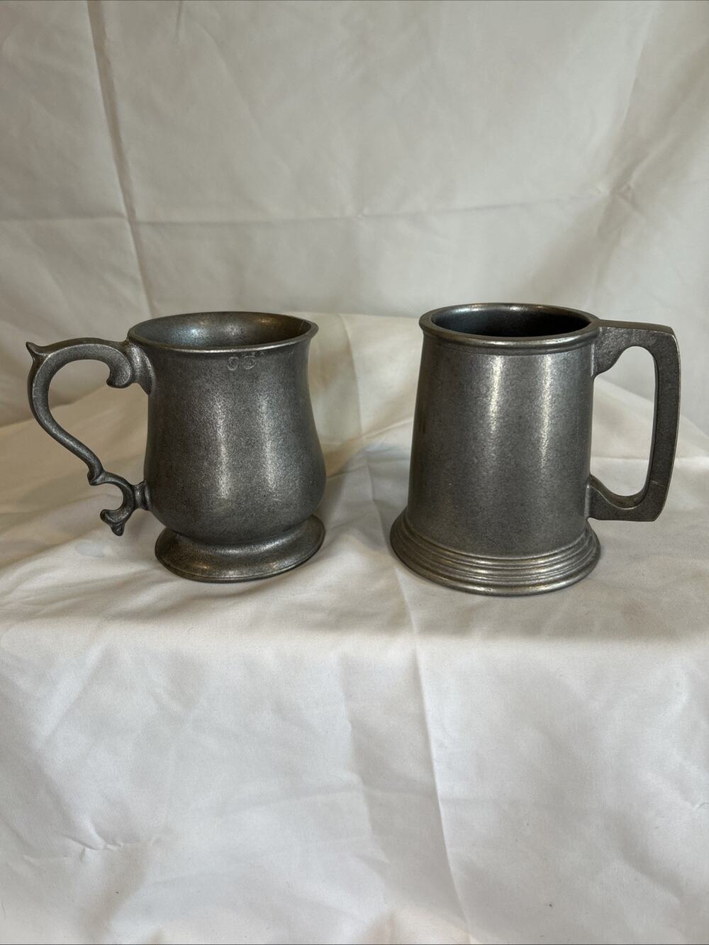 Vintage Wilton Armetale RWP Pewter Blend Set Of 2 Tankard Mugs Ornate & Standard
